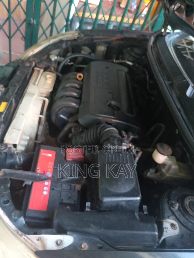 Toyota Matrix S Hatchback FWD (2.4L 4cyl 5A) 2010 Blue