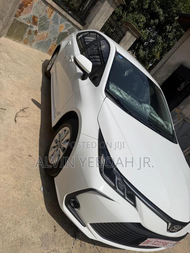New Toyota Corolla 2025 White