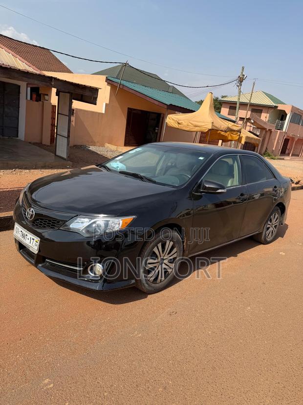 Toyota Camry 2013 Black