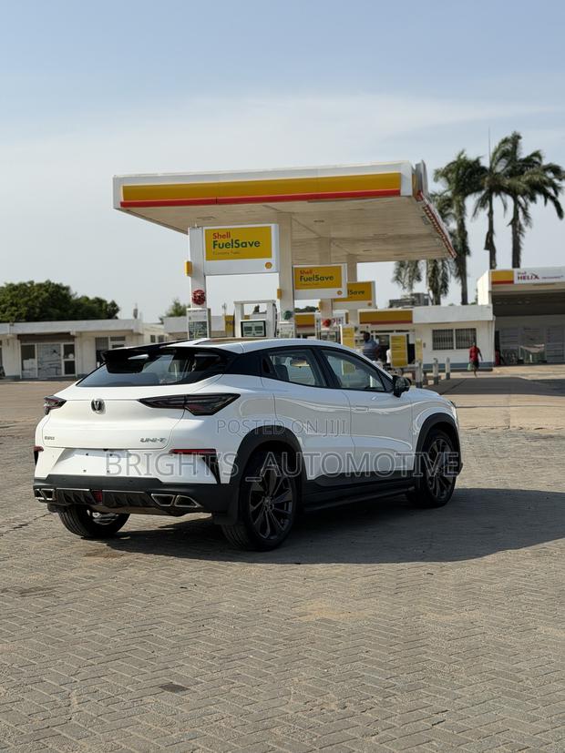 Changan UNI-T 1.5 FWD 2022 White