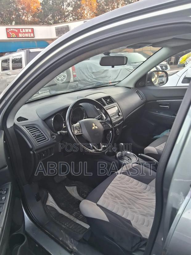 Mitsubishi Outlander 2.0 PHEV AWD 2016 Gray