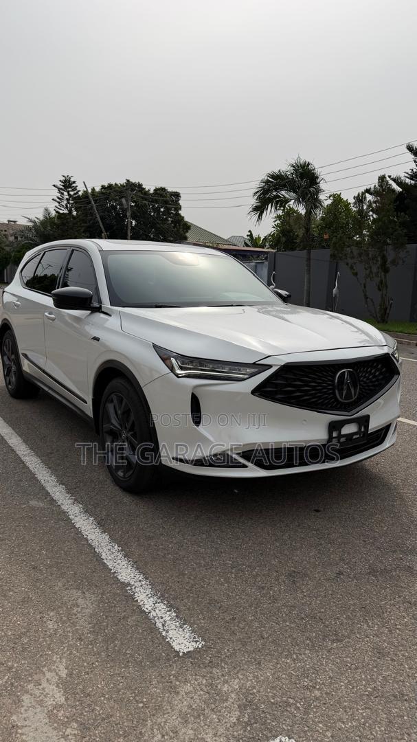 Acura MDX w/A-Spec Package 2024 White