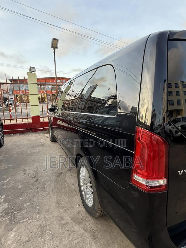 Mercedes-Benz V-Class 2022 Black