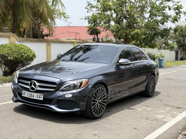 Mercedes-Benz C300 Sport 4dr AWD 4Matic Sedan (2.0L 4cyl 7A) 2015 Gray