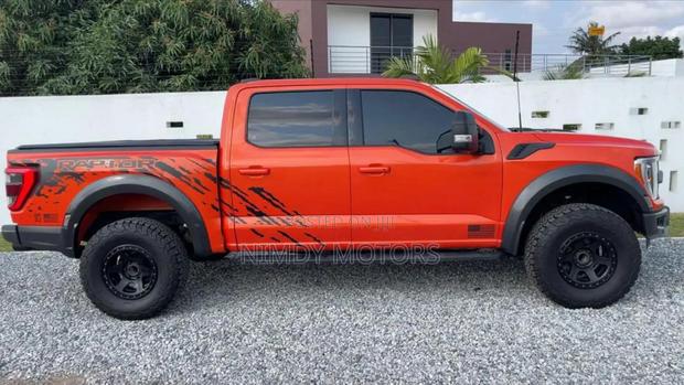 Ford F-150 2023 Red
