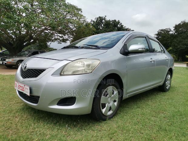 Toyota Belta 2011 Gray