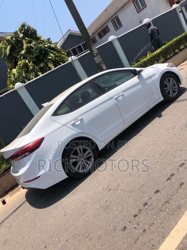 Hyundai Elantra Sport 2018 White