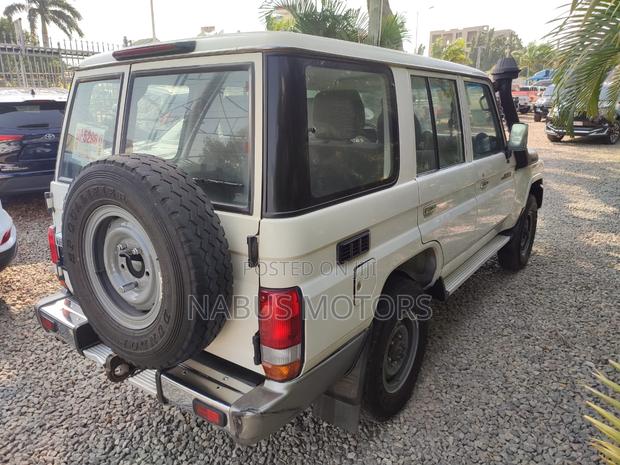 Toyota Land Cruiser 79 Series 2017 White