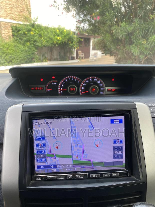 Toyota Voxy 2011 Black