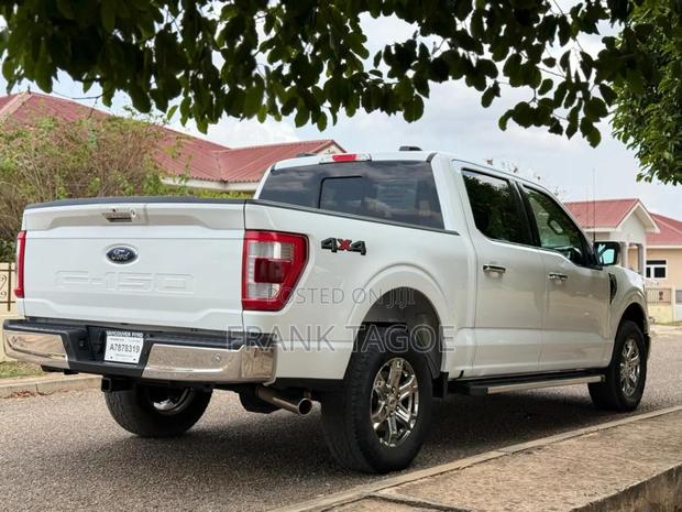 Ford F-150 LARIAT 2023 White