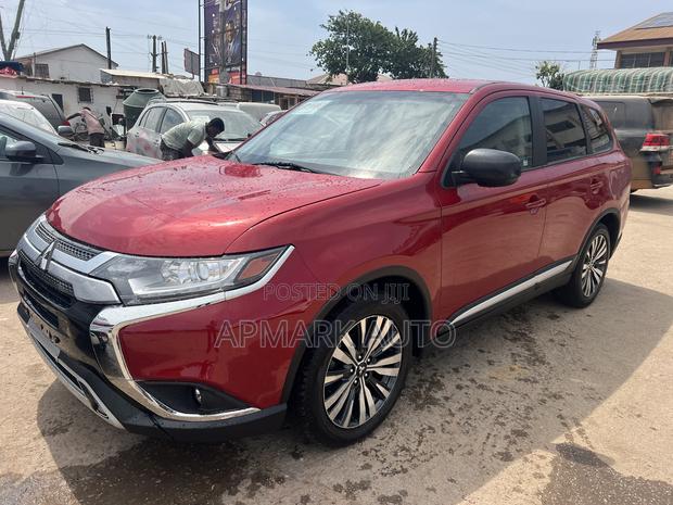 Mitsubishi Outlander SE AWC 2019 Red