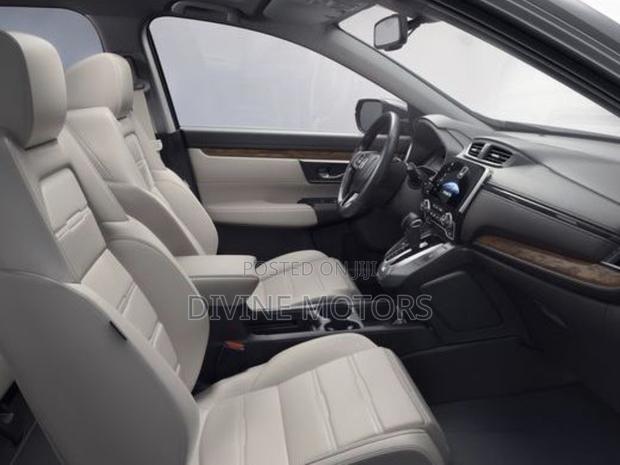 Honda CR-V Touring 4dr SUV AWD (1.5L 4cyl CVT) 2017 Gray