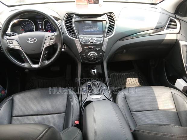 Hyundai Santa Fe 2014 White