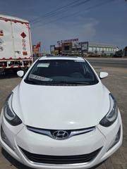 Hyundai Elantra Limited Sedan FWD (1.8L 4cyl 6A) 2016 White for sale