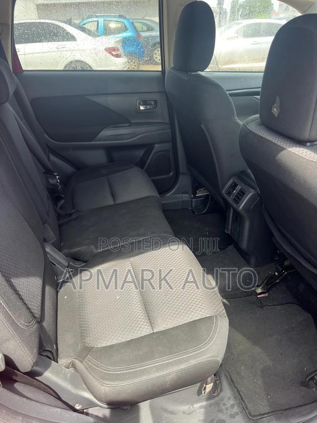 Mitsubishi Outlander SE AWC 2019 Red