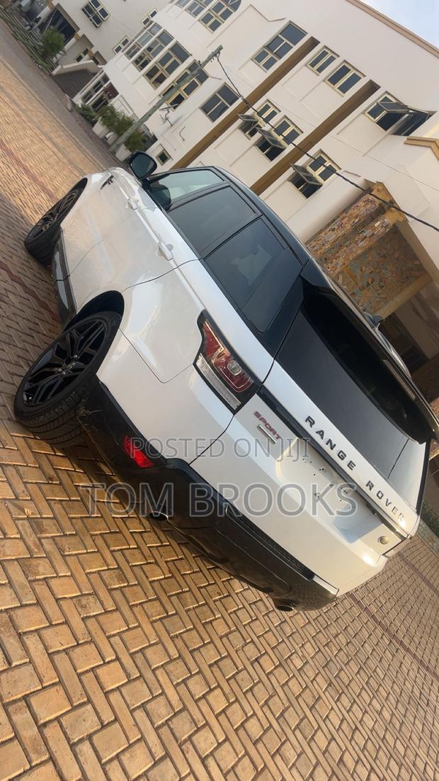 Land Rover Range Rover 5.0L Supercharged 2016 White