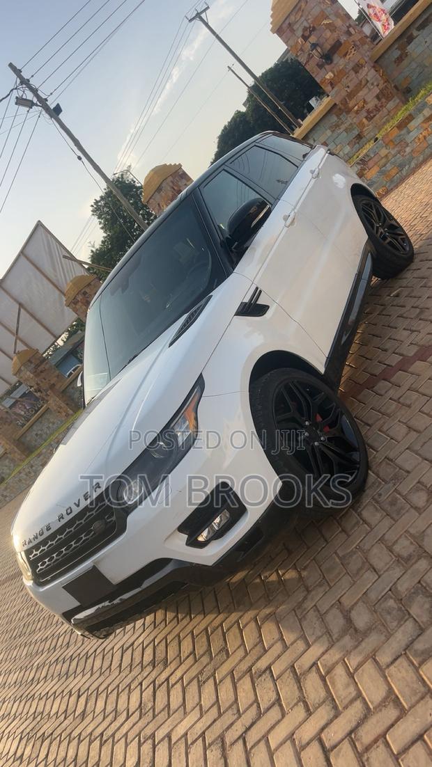 Land Rover Range Rover 5.0L Supercharged 2016 White
