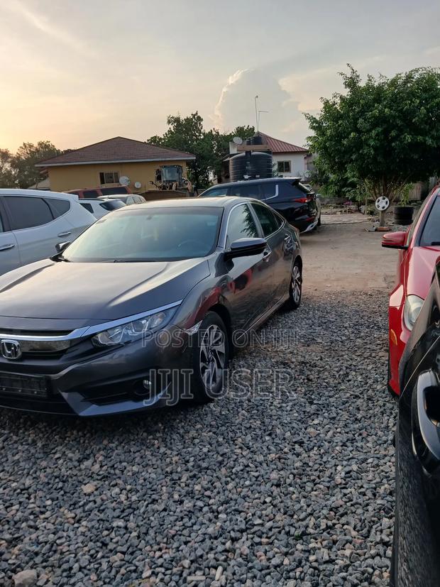 Honda Civic EX Sedan 2018 Gray