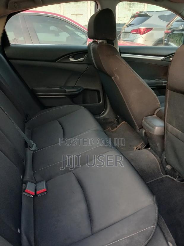 Honda Civic EX Sedan 2018 Gray