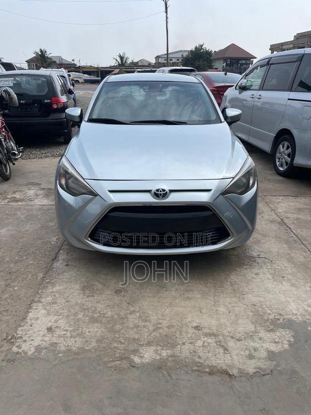 Toyota Yaris iA 1.5 FWD 2017 Silver