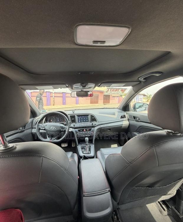Hyundai Elantra Sport 2018 Black