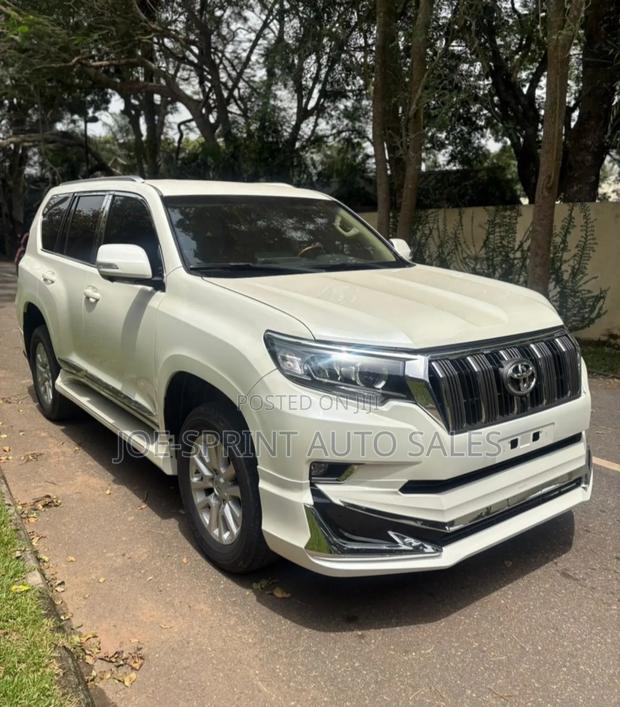 Toyota Land Cruiser Prado 4.0 Petrol TX-L 2017 White