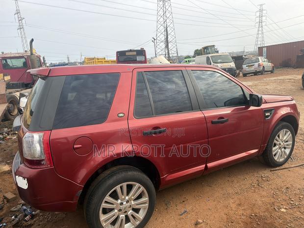 Land Rover Range Rover 2011 Red