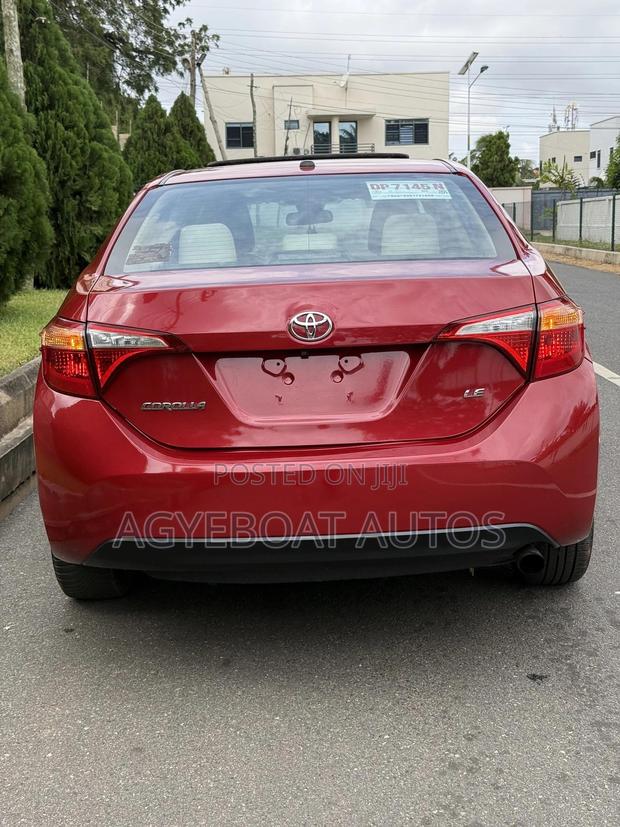 Toyota Corolla 2018 Burgundy