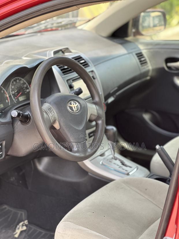 Toyota Corolla L 4-Speed Automatic 2013 Red