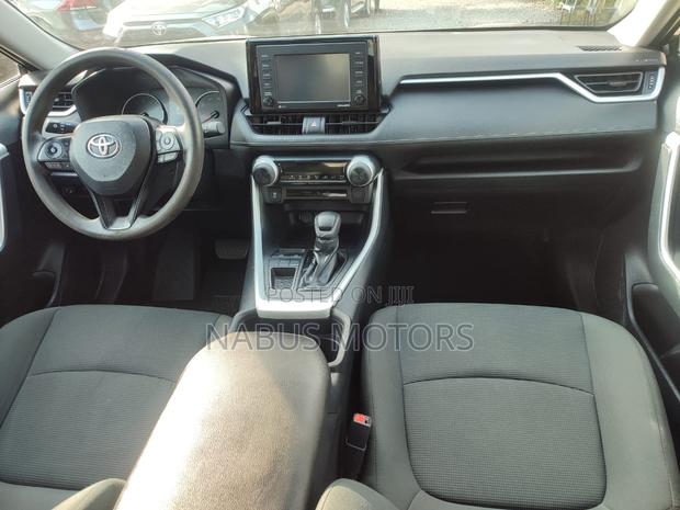Toyota RAV4 LE 2021 Gray