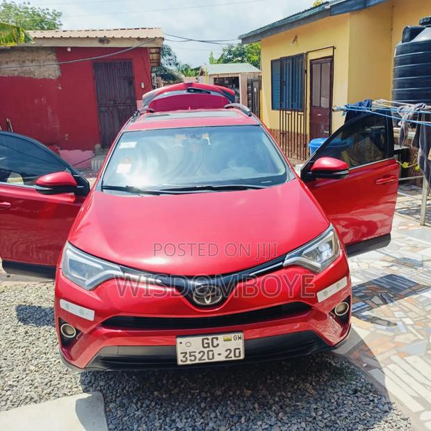 Toyota RAV4 LE 4dr SUV AWD (2.5L 4cyl 6A) 2018 Red
