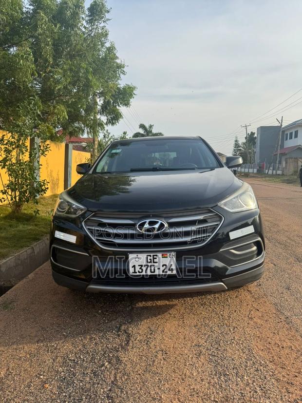 Hyundai Santa Fe Limited Ultimate AWD 2018 Black