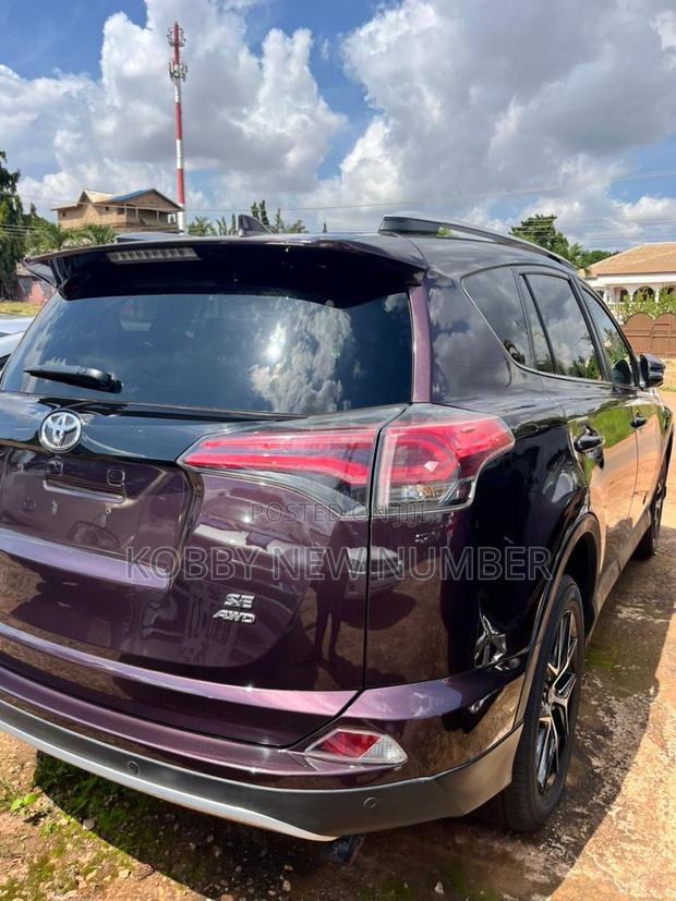 Toyota RAV4 SE AWD (2.5L 4cyl 6A) 2016 Maroon