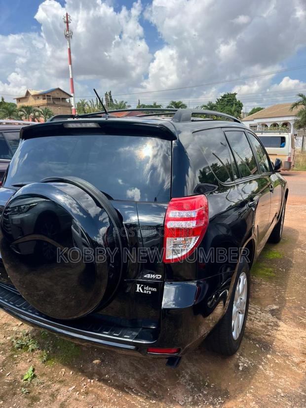Toyota RAV4 2.5 4x4 2012 Black
