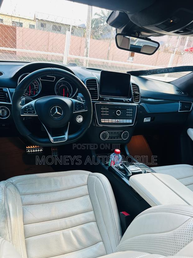 Mercedes-Benz GLE-Class 2019 White