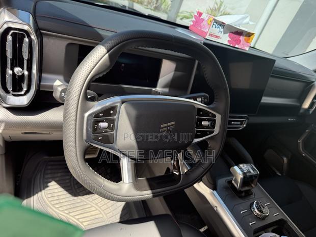 Jetour T2 2.0 Petrol AWD 2025 Black