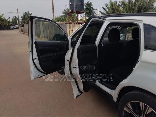 Mitsubishi Outlander Sport ES 2015 White