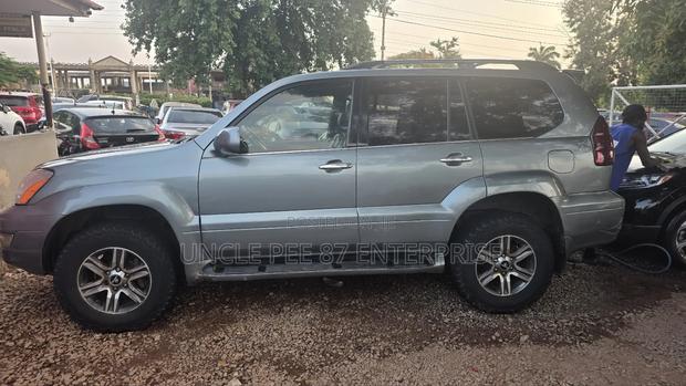 Lexus GX 470 Sport Utility 2005 Gray