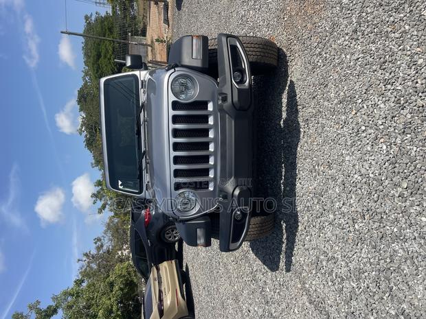 Jeep Wrangler 2021 Silver