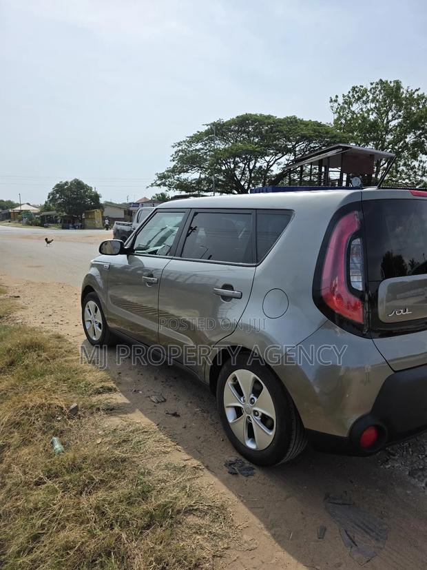 Kia Soul 4dr Wagon (1.6L 4cyl 6A) 2015 Gray