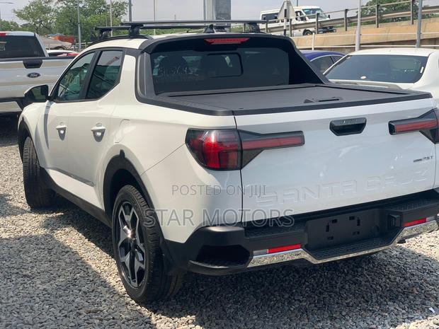 Hyundai Santa Cruz 2022 White