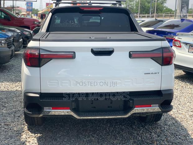Hyundai Santa Cruz 2022 White
