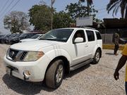 Nissan Pathfinder 2010 White for sale
