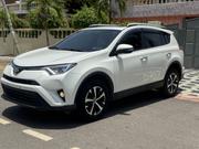 Toyota RAV4 Limited AWD (2.5L 4cyl 6A) 2017 White for sale