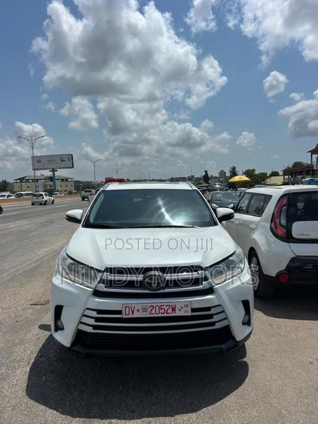 Toyota Highlander 2019 White