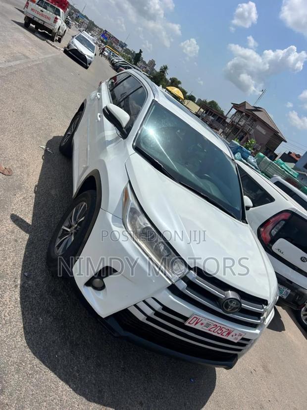 Toyota Highlander 2019 White