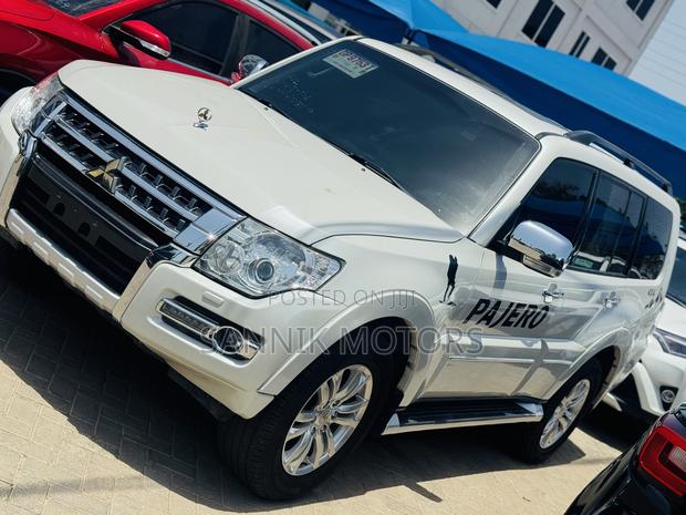 Mitsubishi Pajero V80 3.8 V6 GLS 2019 White