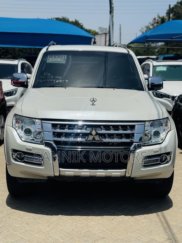 Mitsubishi Pajero V80 3.8 V6 GLS 2019 White