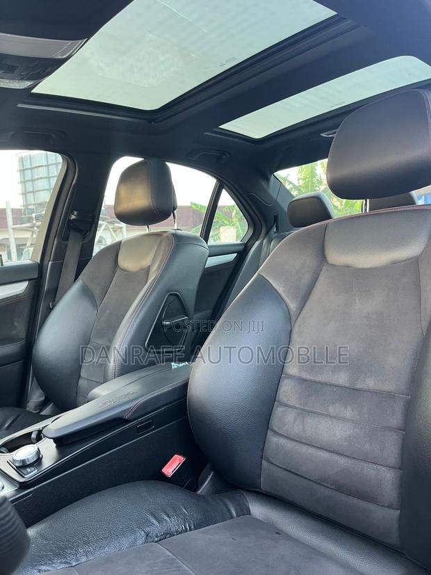 Mercedes-Benz C250 2014 Black