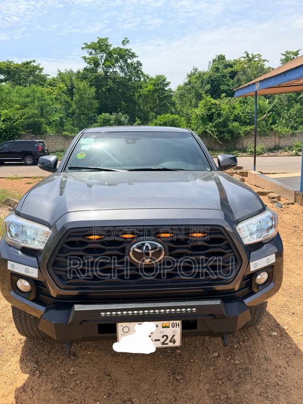Toyota Tacoma TRD Off Road Double Cab 6' Bed V6 AT 2023 Gray